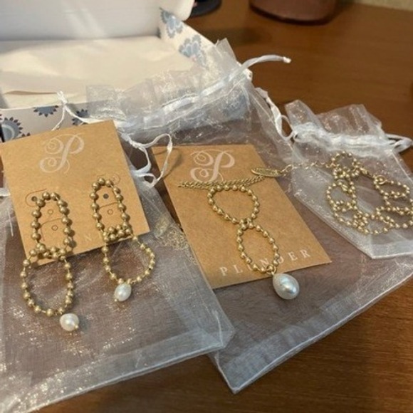 Plunder Posse June Style Box - Picture 3 of 3